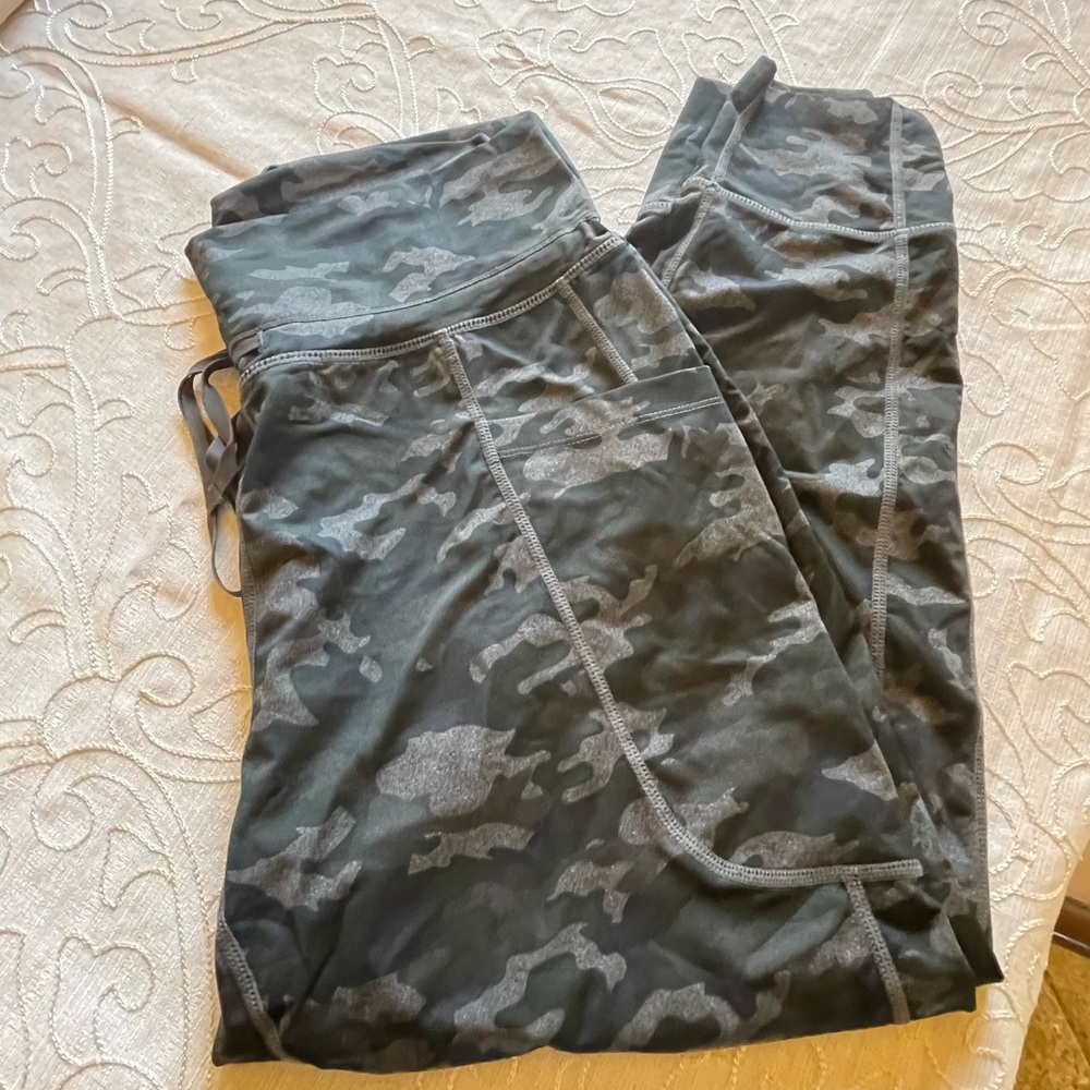 Fabletics camouflage joggers